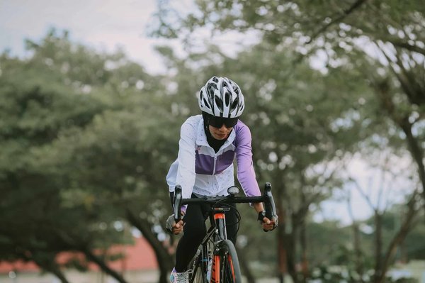 Stage vélo pour femmes : avantages et inconvénients